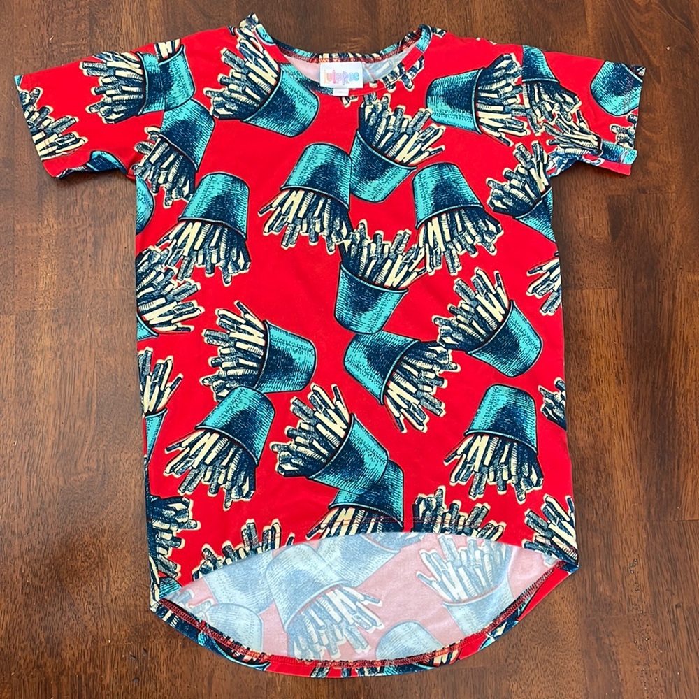LulaRoe “Small Fry” Buttery Soft Gracie Shirt!🍟🦄